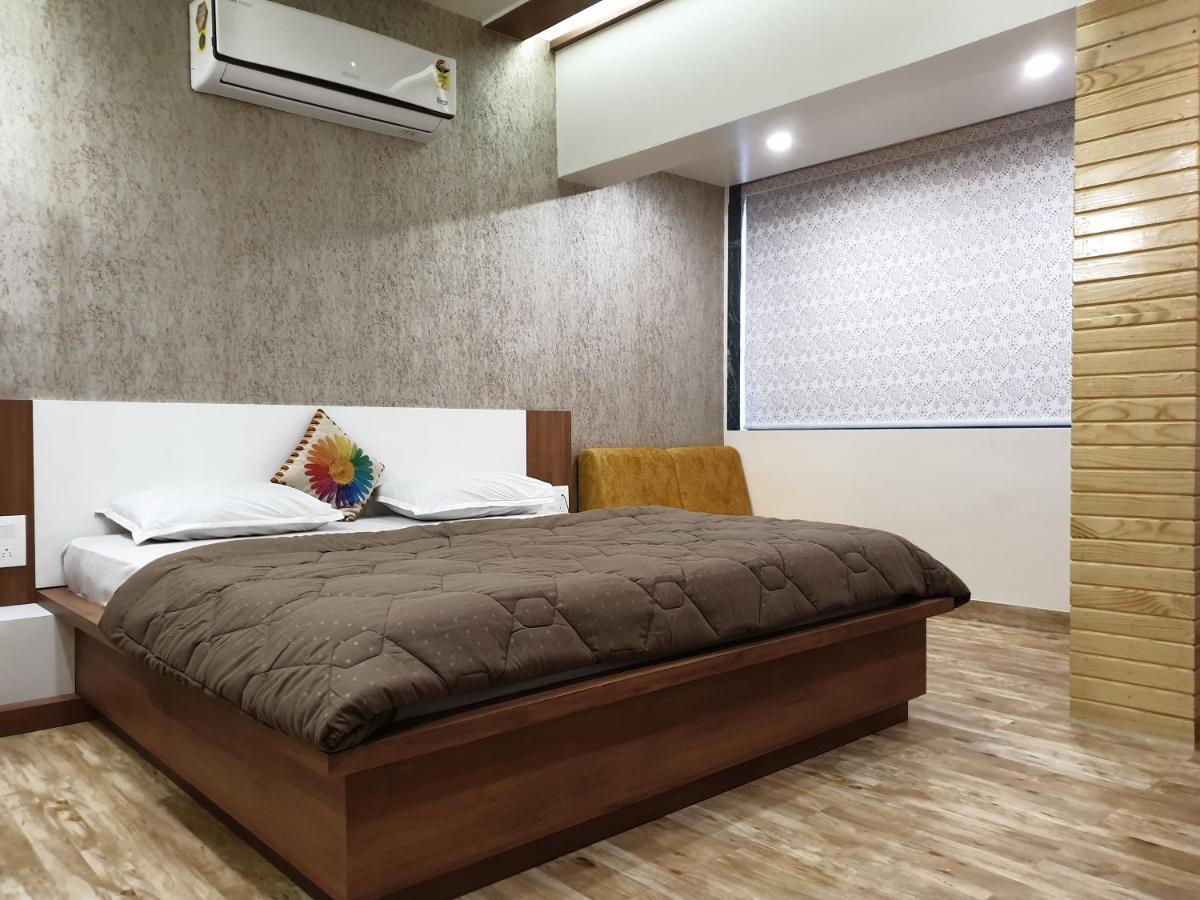 Hotel Darshan Amreli Exterior foto